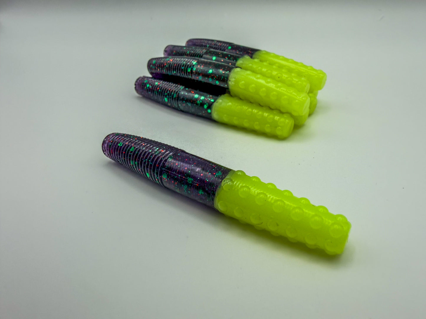 Gravel Tick - Junebug Red / Chartreuse tip